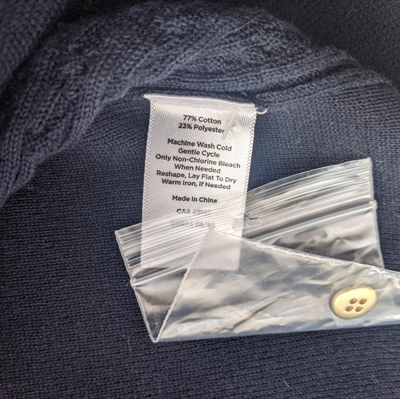 NWT Talbot's Navy Blue Cable Knit Long Sleeve Sweater w/ Gold Buttons / Size XS - Picture 6 of 6